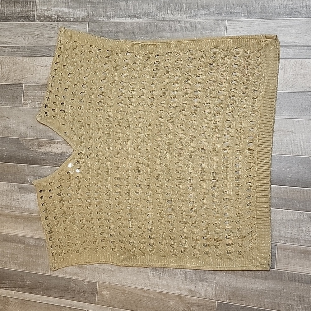 CW Classics brand Gold Tunic - Picture 9 of 9
